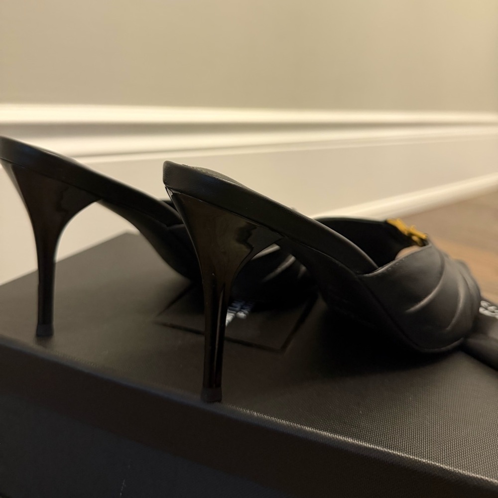 Saint Laurent Black Women's heels - Picture 6 of 13